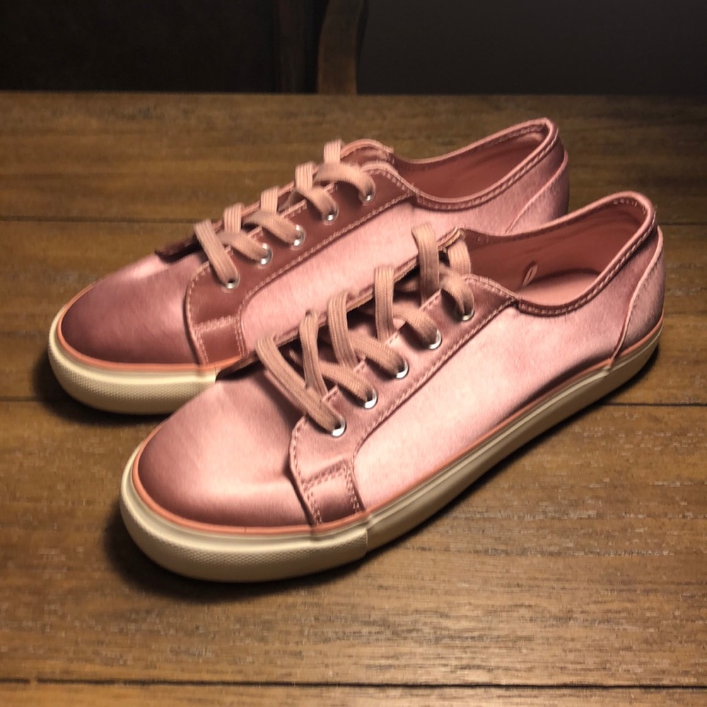 The GAP - Pink Satin Lace Up Fashion Sneakers ladies 9 - Picture 5 of 10